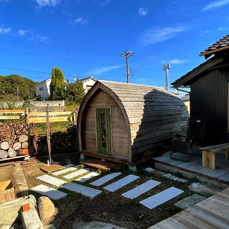 淡路島の古民家1棟貸切宿 サササウナ 薪ストーブサウナとタイハーブ蒸気浴 Exterior foto